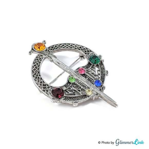 SOLVAR Jewelry - ❤️HP❤️ SOLVAR Celtic Tara Style Rhodium Plated Brooch